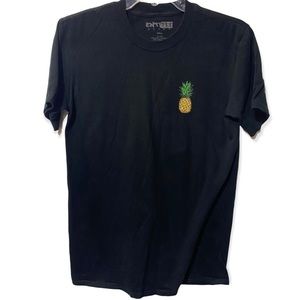 ENTITEE Brand Black Short Sleeve T-Shirt with Bright Pineapple Size Small